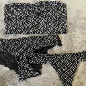 Pink Lace Panties/Thong Bra Set